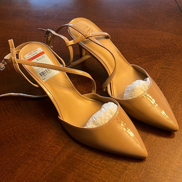 INC International Concepts Pumps - Picture 4 of 5